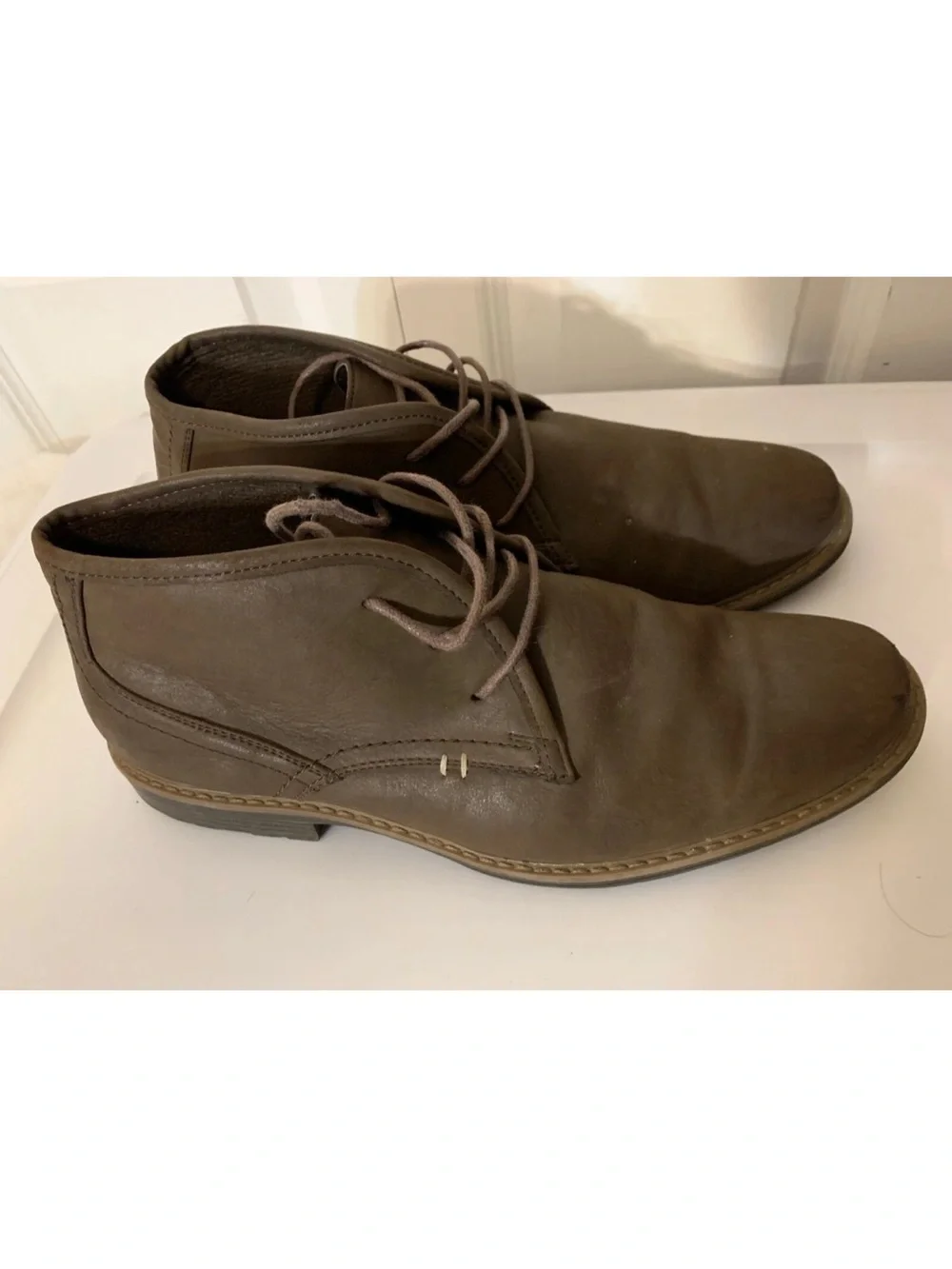 Varese Mens Sz 11W Brown Leather Chukka Boots